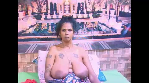 sexyva4u2luv online show from September 13, 2025, 9:14 pm