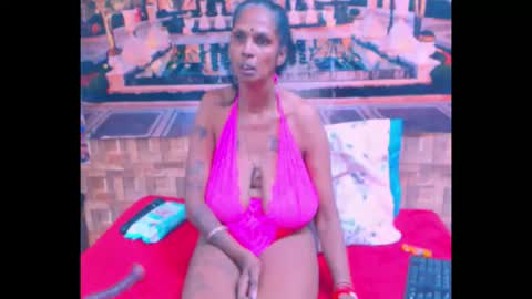 sexyva4u2luv online show from October 8, 2025, 7:00 pm