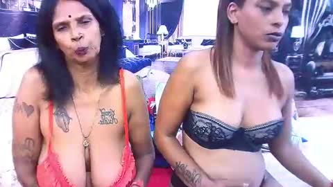 Snapshot of sexyva4u2luv chatting on February 10, 2026, 7:40 pm sexyva4u2luv online show from February 10, 2026, 7:40 pm