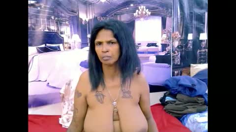 Snapshot of sexyva4u2luv chatting on February 23, 2026, 6:22 am sexyva4u2luv online show from February 23, 2026, 6:22 am