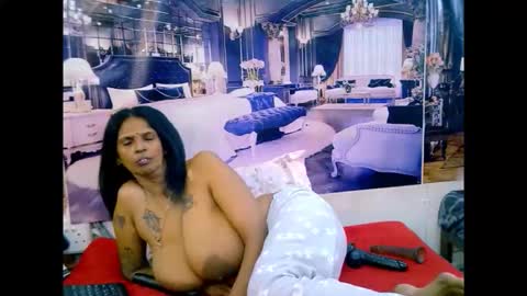 Snapshot of sexyva4u2luv chatting on March 4, 2026, 7:47 am sexyva4u2luv online show from March 4, 2026, 7:47 am