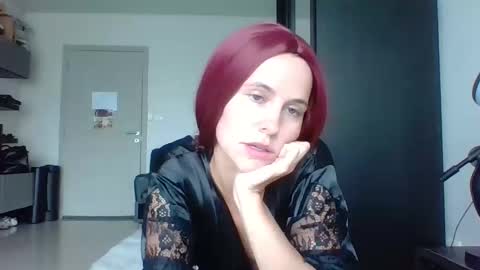 Snapshot of sexyviolettcat chatting on April 25, 2026, 8:28 am Victory online show from April 25, 2026, 8:28 am