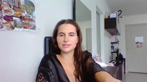 Snapshot of sexyviolettcat chatting on May 11, 2026, 10:21 am Victory online show from May 11, 2026, 10:21 am