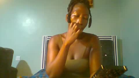 VIVIAN online show from March 9, 2025, 11:46 pm