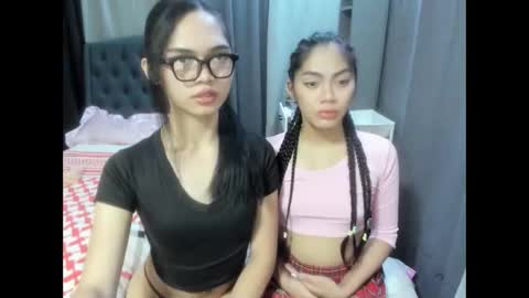 Xenaaa online show from November 18, 2025, 5:39 pm