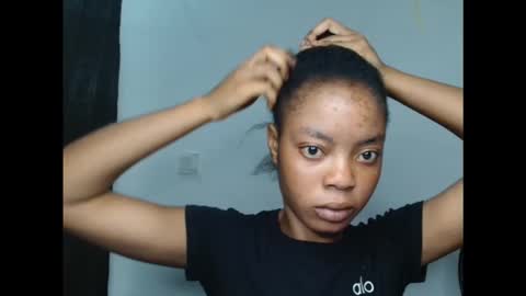 sexyxpeach online show from October 19, 2025, 4:18 pm