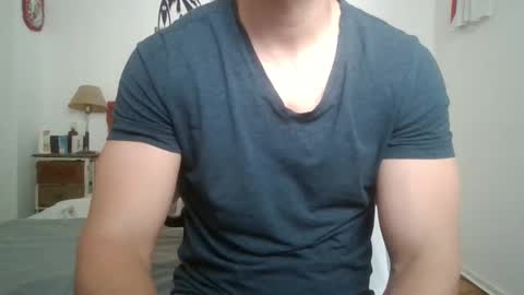 sexyyphilip online show from October 18, 2025, 3:02 pm