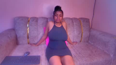 Snapshot of sexyyred_ chatting on December 4, 2024, 5:55 pm sexyyred_ online show from December 4, 2024, 5:55 pm