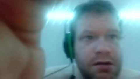 sgtfrank83302996 online show from March 17, 2026, 5:44 am