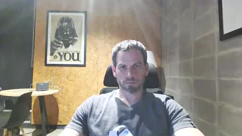 shad0w_hunter online show from February 28, 2025, 10:39 pm