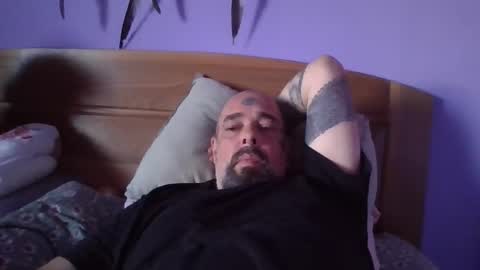 shadinray online show from November 3, 2025, 1:23 pm