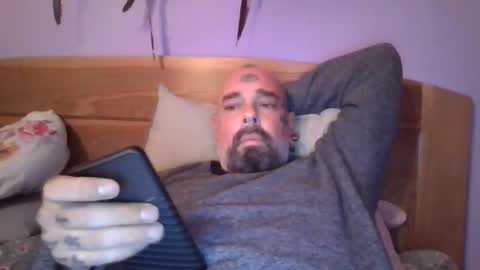 shadinray online show from November 9, 2025, 3:10 pm