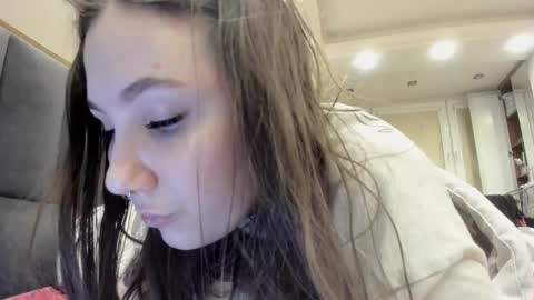 shadow_raffi online show from March 7, 2025, 12:15 am