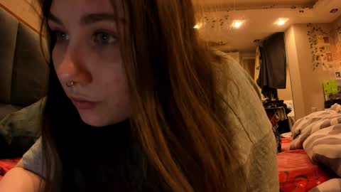 shadow_raffi online show from October 4, 2025, 6:39 pm