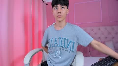 shady_stone online show from February 16, 2025, 8:55 pm