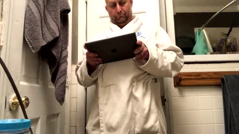 Snapshot of shadystl chatting on December 11, 2024, 10:58 am shadystl online show from December 11, 2024, 10:58 am