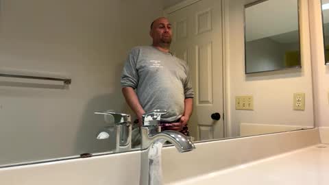 shadystl online show from March 18, 2026, 8:17 am