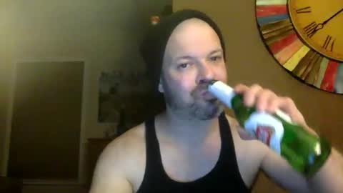 Snapshot of shadyyyyyy7 chatting on December 8, 2024, 5:29 am Shady online show from December 8, 2024, 5:29 am