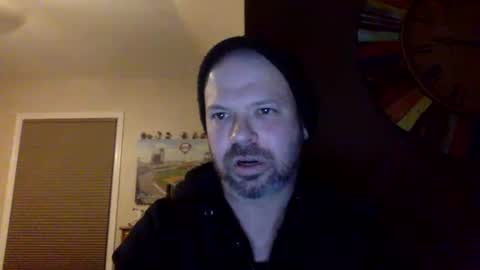 Snapshot of shadyyyyyy7 chatting on December 11, 2024, 2:52 am Shady online show from December 11, 2024, 2:52 am