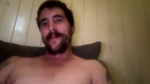 Snapshot of shaggydog774112 chatting on January 1, 2025, 12:21 am shaggydog774112 online show from January 1, 2025, 12:21 am