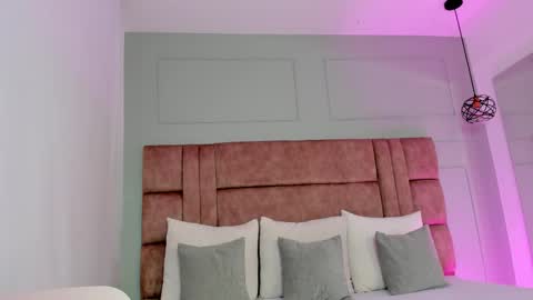 Snapshot of shaina_vasquez chatting on March 12, 2026, 12:06 am Shaina Vasquez online show from March 12, 2026, 12:06 am