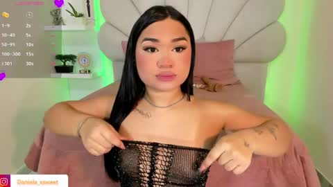 Snapshot of shairytovar chatting on May 17, 2026, 5:27 am shairytovar online show from May 17, 2026, 5:27 am