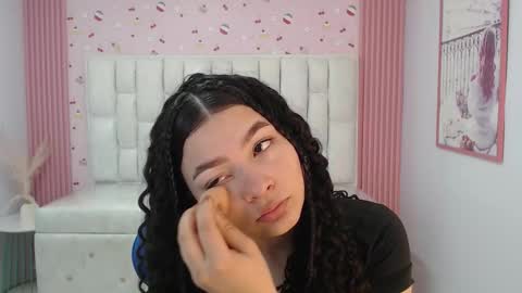 Shalon  online show from January 13, 2026, 1:05 pm