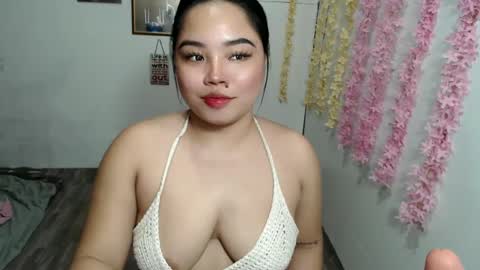 Snapshot of shamcysupsup chatting on February 8, 2025, 3:42 pm Shamcy online show from February 8, 2025, 3:42 pm