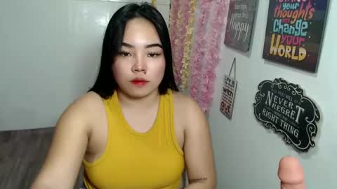 Snapshot of shamcysupsup chatting on February 16, 2025, 11:16 am Shamcy online show from February 16, 2025, 11:16 am
