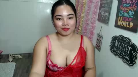 Snapshot of shamcysupsup chatting on February 17, 2025, 2:37 pm Shamcy online show from February 17, 2025, 2:37 pm