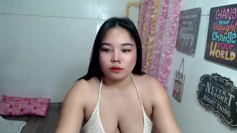 Snapshot of shamcysupsup chatting on February 20, 2025, 4:50 am Shamcy online show from February 20, 2025, 4:50 am