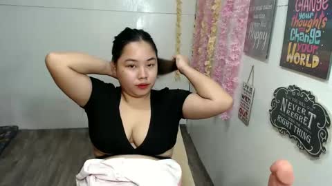Snapshot of shamcysupsup chatting on February 27, 2025, 1:38 pm Shamcy online show from February 27, 2025, 1:38 pm