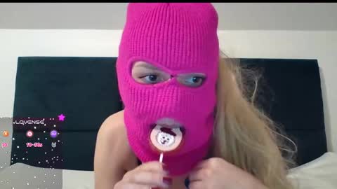 shamelesscouple2 online show from December 4, 2024, 7:45 pm