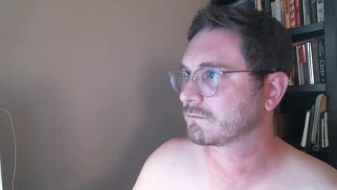 Snapshot of shamelesswetdream chatting on October 28, 2025, 2:04 am shamelesswetdream online show from October 28, 2025, 2:04 am