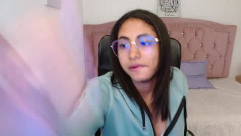 shanelle online show from February 6, 2025, 9:11 am