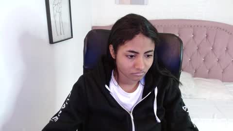 shanelle online show from November 1, 2025, 3:08 am