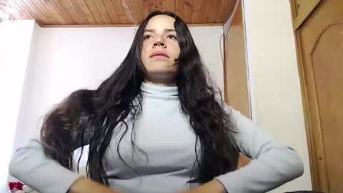 shanel_lozano online show from February 3, 2026, 7:41 pm