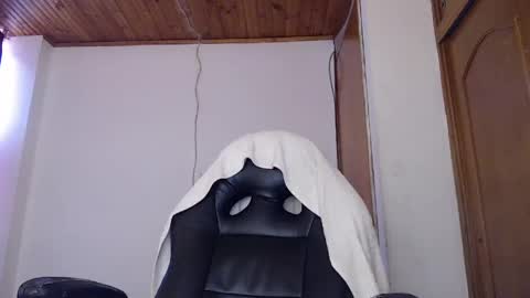 shanel_lozano online show from April 21, 2026, 4:56 pm