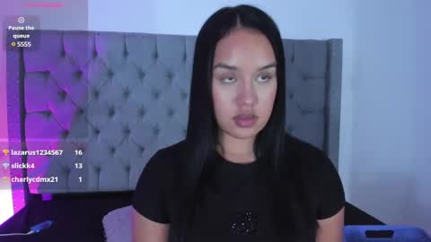 ShanellBlack online show from January 3, 2025, 5:42 pm