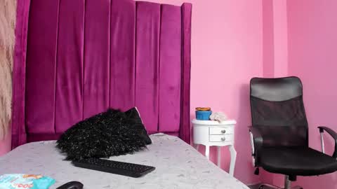 Snapshot of shanelle7 chatting on November 27, 2025, 2:08 pm shanelle7 online show from November 27, 2025, 2:08 pm