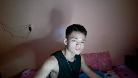 Snapshot of shanelo chatting on February 8, 2025, 12:28 pm Dylan online show from February 8, 2025, 12:28 pm