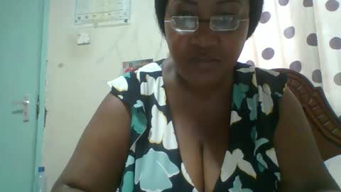 Snapshot of shanice_joy chatting on November 13, 2025, 6:12 am Joy online show from November 13, 2025, 6:12 am