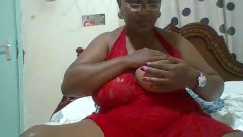 Snapshot of shanice_joy chatting on November 28, 2025, 4:53 pm Joy online show from November 28, 2025, 4:53 pm