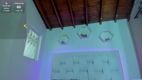 Shana online show from November 18, 2025, 3:05 pm