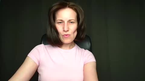 Shannen online show from April 19, 2026, 11:20 am