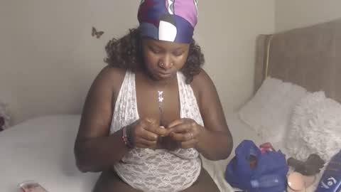 shannky  online show from February 3, 2026, 5:38 am