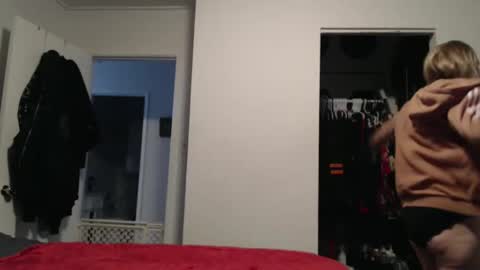 Shannon07 online show from February 7, 2025, 3:41 pm