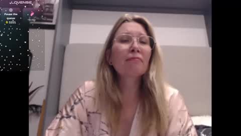 Shannon07 online show from November 10, 2025, 1:37 am