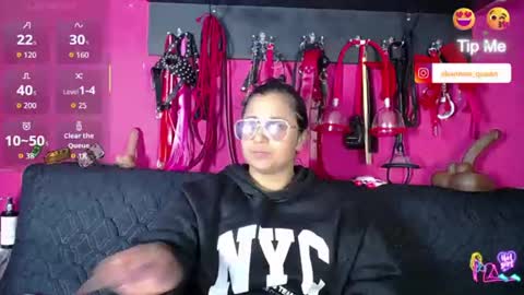 Snapshot of shannon_queen_ chatting on June 19, 2026, 4:39 am Shannon online show from June 19, 2026, 4:39 am