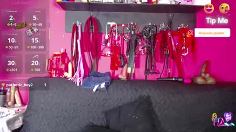 Snapshot of shannon_queen_ chatting on July 6, 2026, 4:31 am Shannon online show from July 6, 2026, 4:31 am
